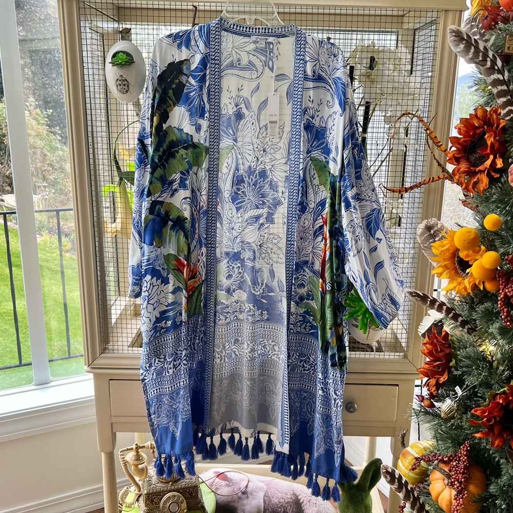 Chico’s Blue and White Orange  Floral Resort Hawaiian Kimono Size L/XL